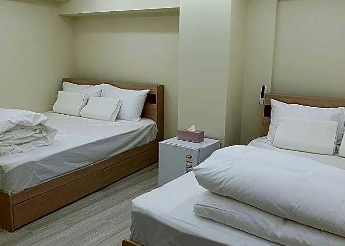 Hotel Winwin 3*