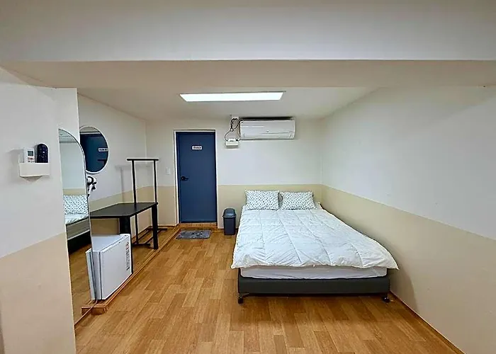 Hotel Winwin 3*